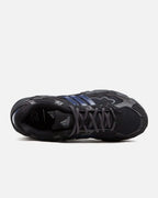ADIDAS RESPONSE BAD BUNNY BLACK