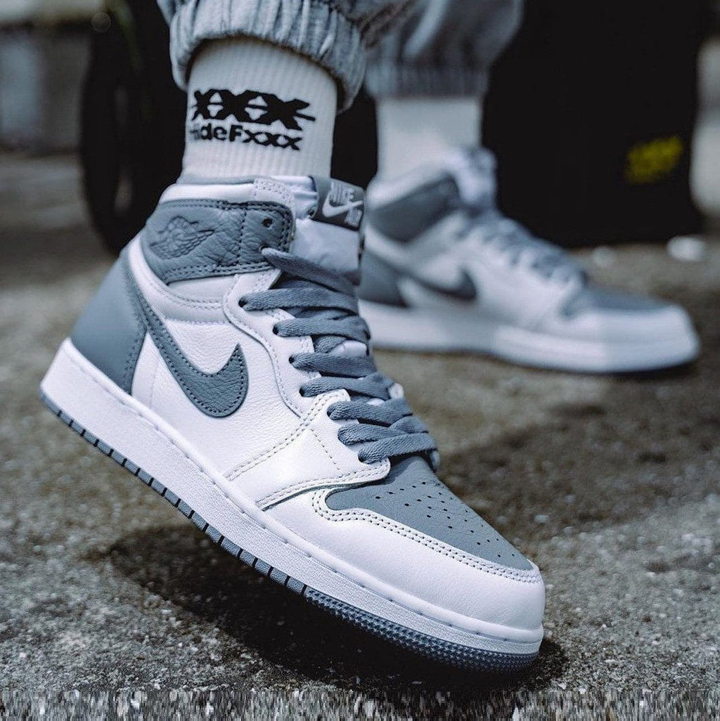 AIR JORDAN 1 RETRO HIGH STEALTH