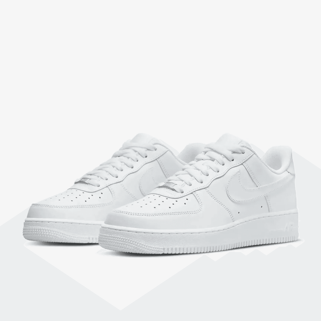 NIKE AIR FORCE 1 UNIVERSITY BLACK