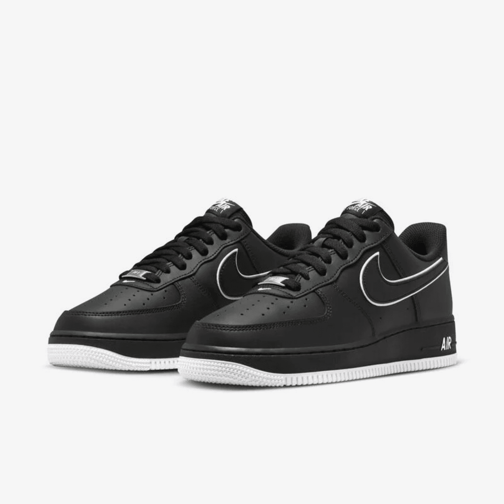 NIKE AIR FORCE 1 BLACK WHITE SOLE