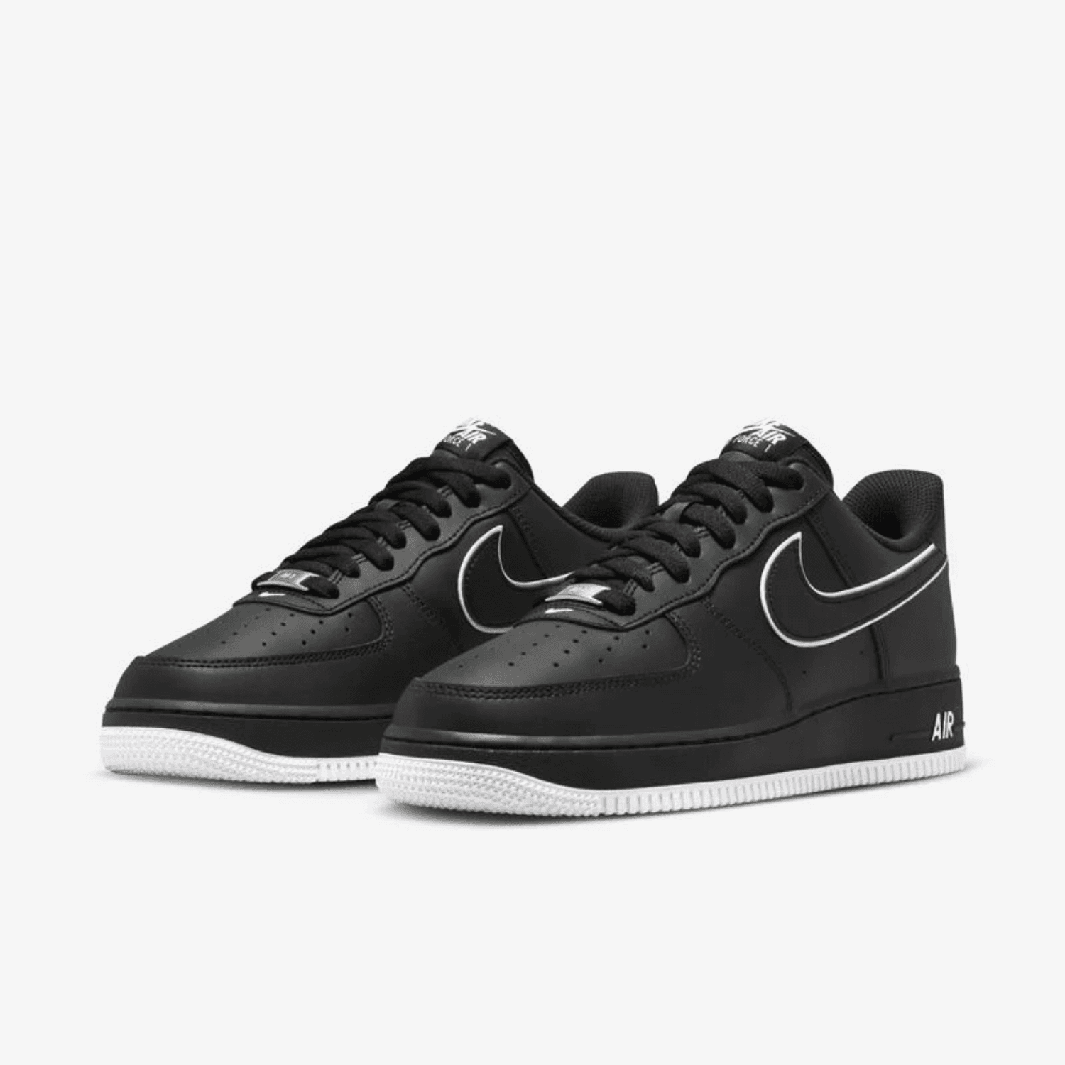 NIKE AIR FORCE 1 BLACK WHITE SOLE