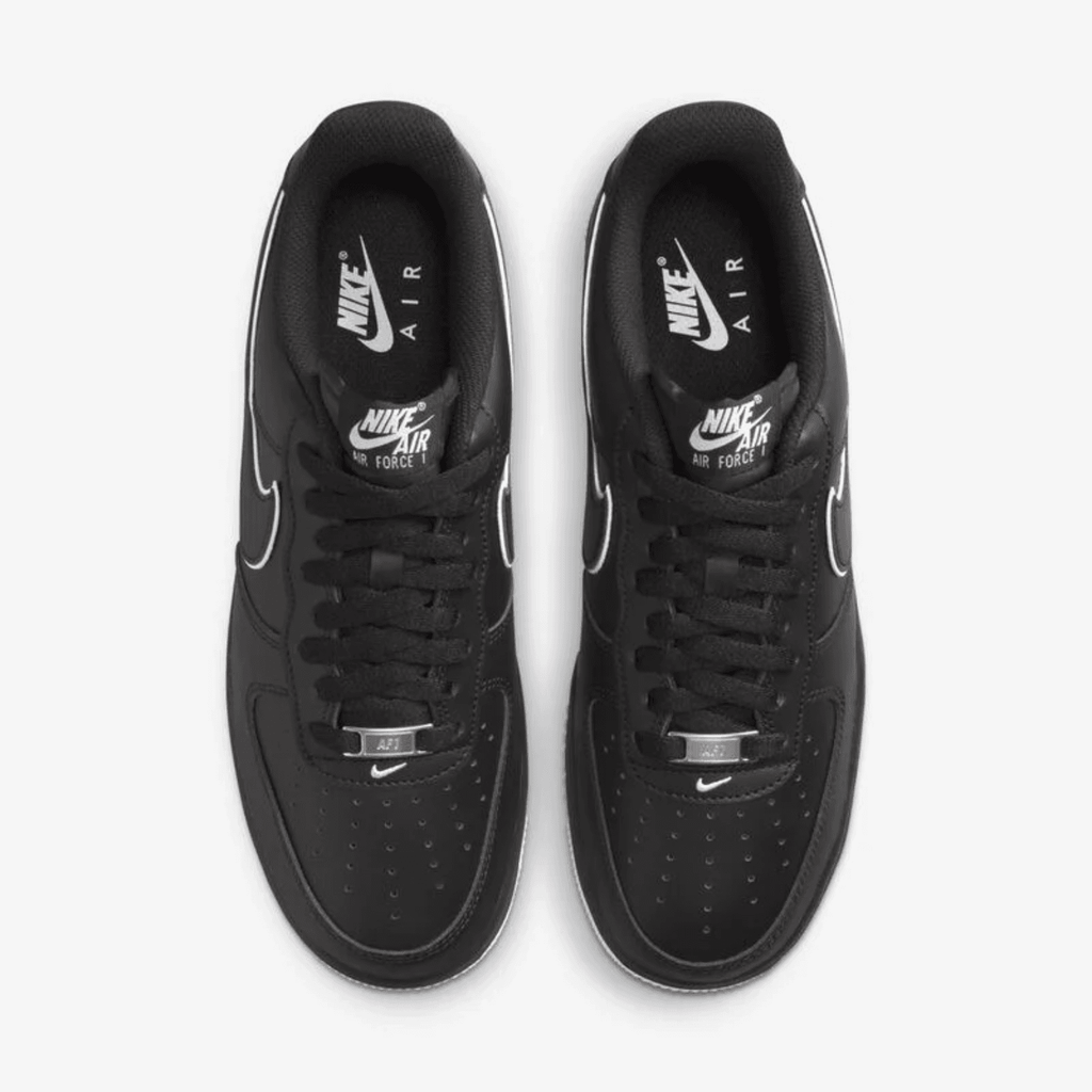 NIKE AIR FORCE 1 BLACK WHITE SOLE