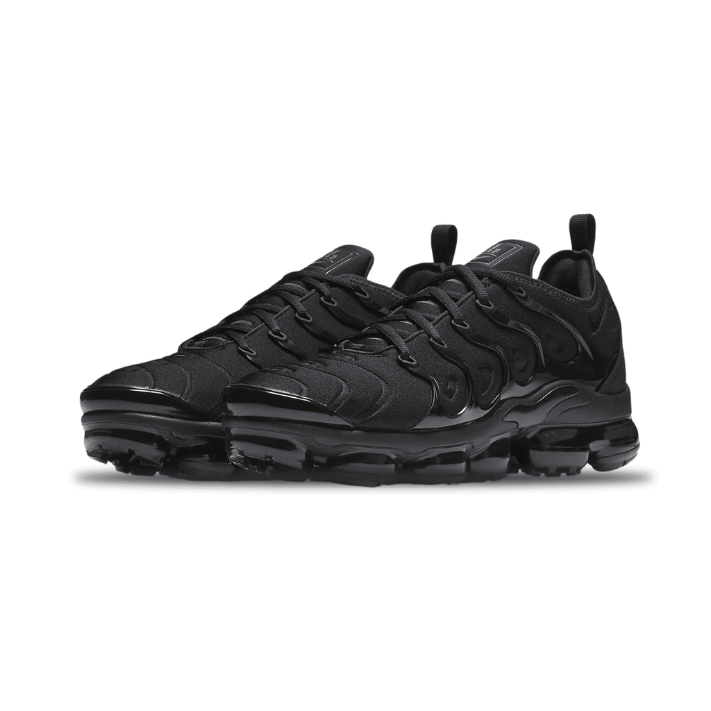 NIKE AIR VAPORMAX PLUS BLACK