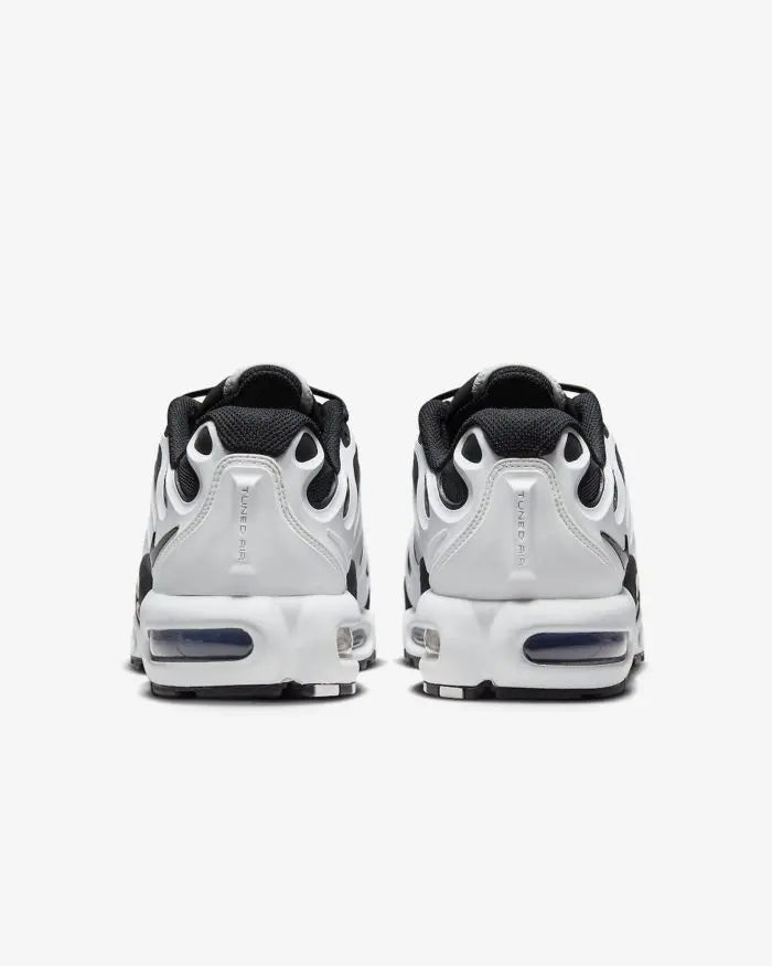 NIKE AIR MAX PLUS DRIFT WHITE BLACK