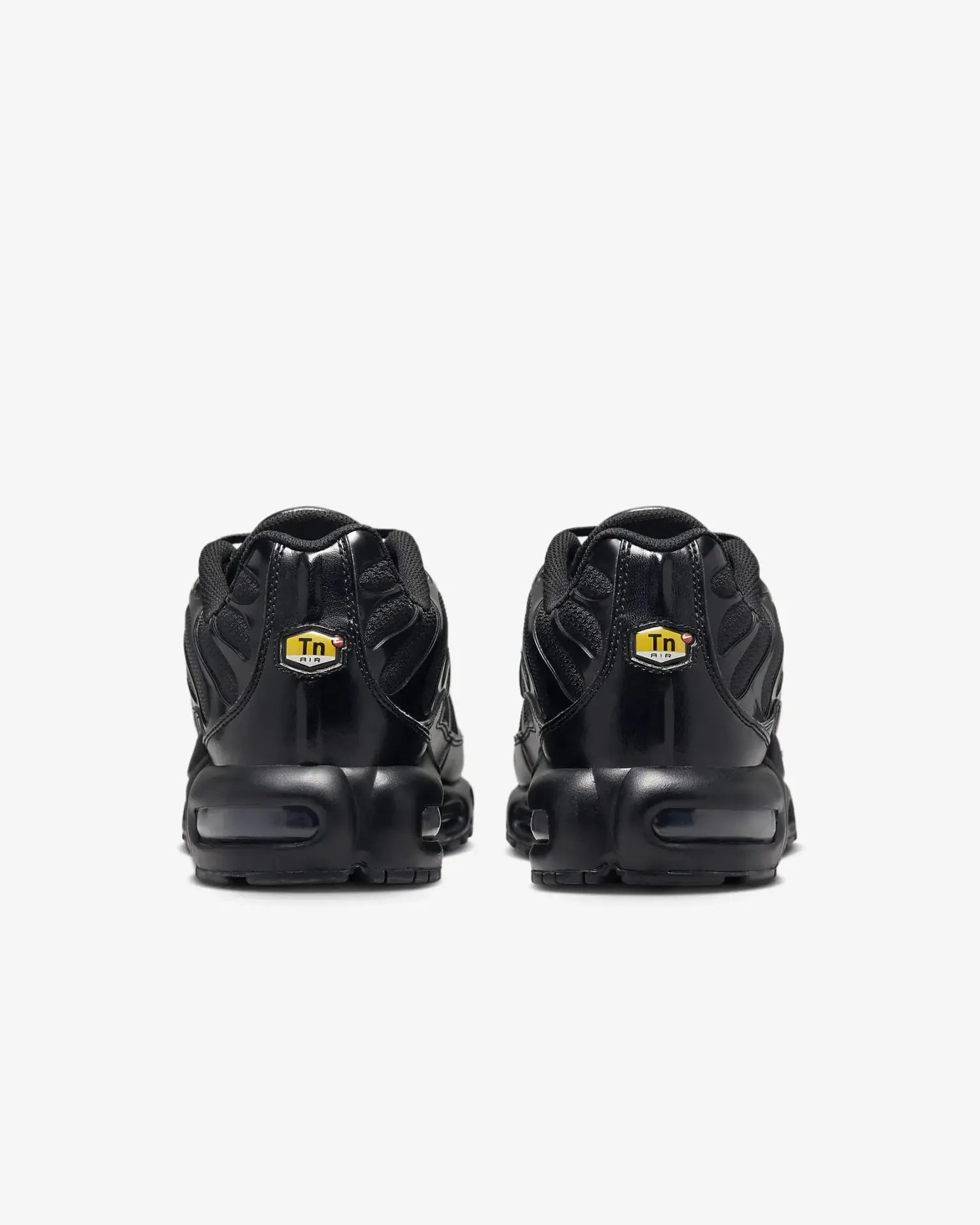 NIKE AIR MAX PLUS TOTAL BLACK