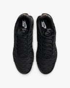 NIKE AIR MAX PLUS TOTAL BLACK
