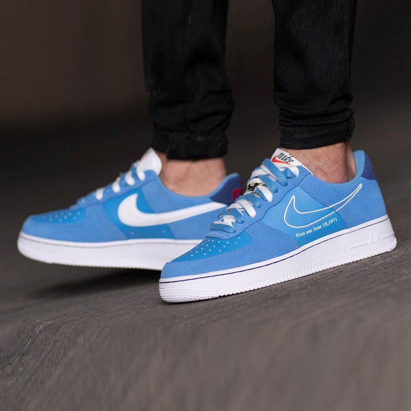 NIKE AIR FORCE 1 UNIVERSITY BLUE