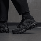 NIKE AIR MAX TW TRIPLE BLACK