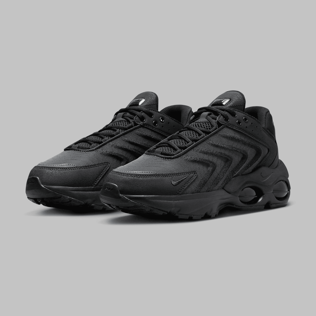 NIKE AIR MAX TW TRIPLE BLACK
