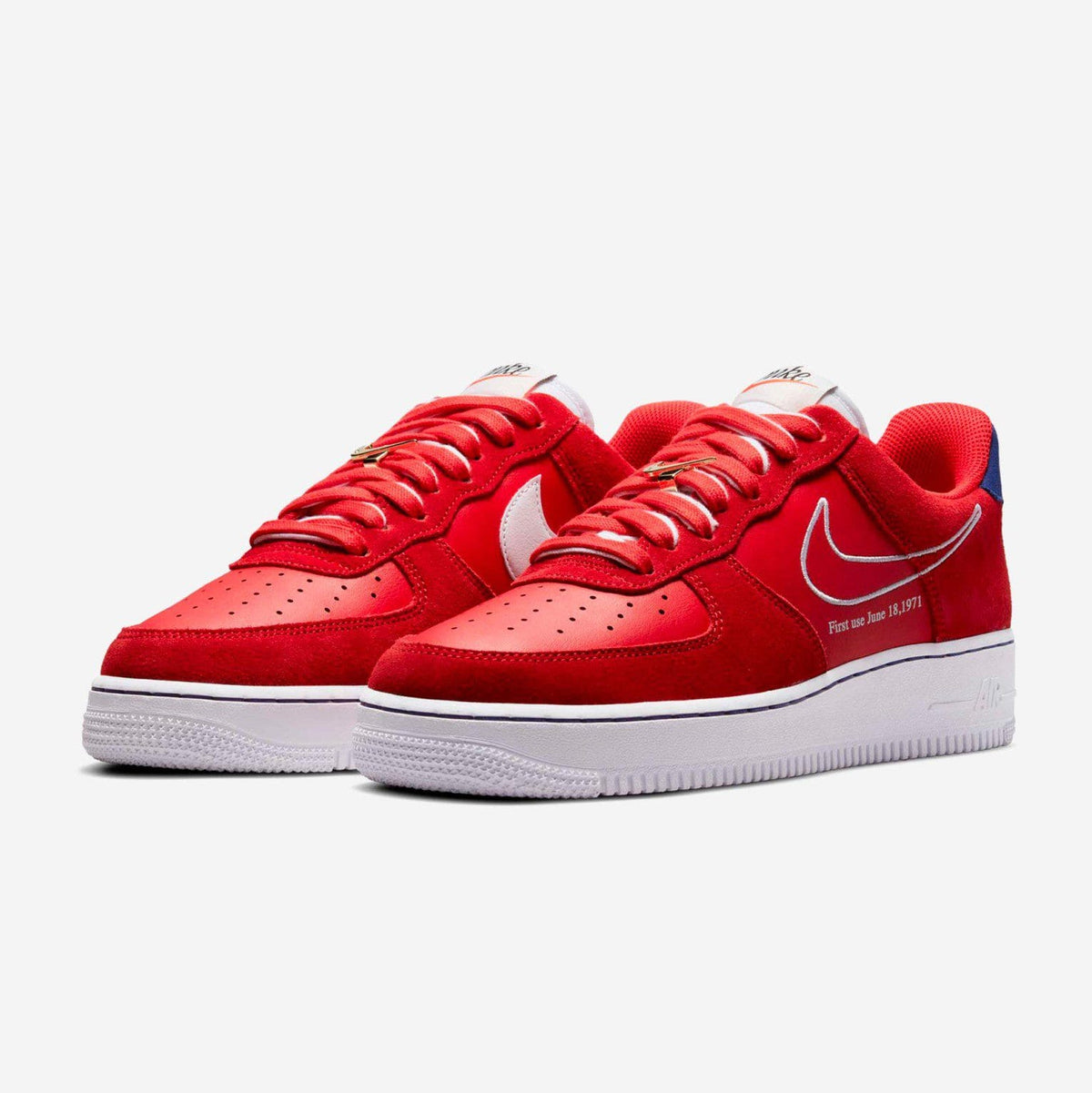 NIKE AIR FORCE 1 UNIVERSITY RED