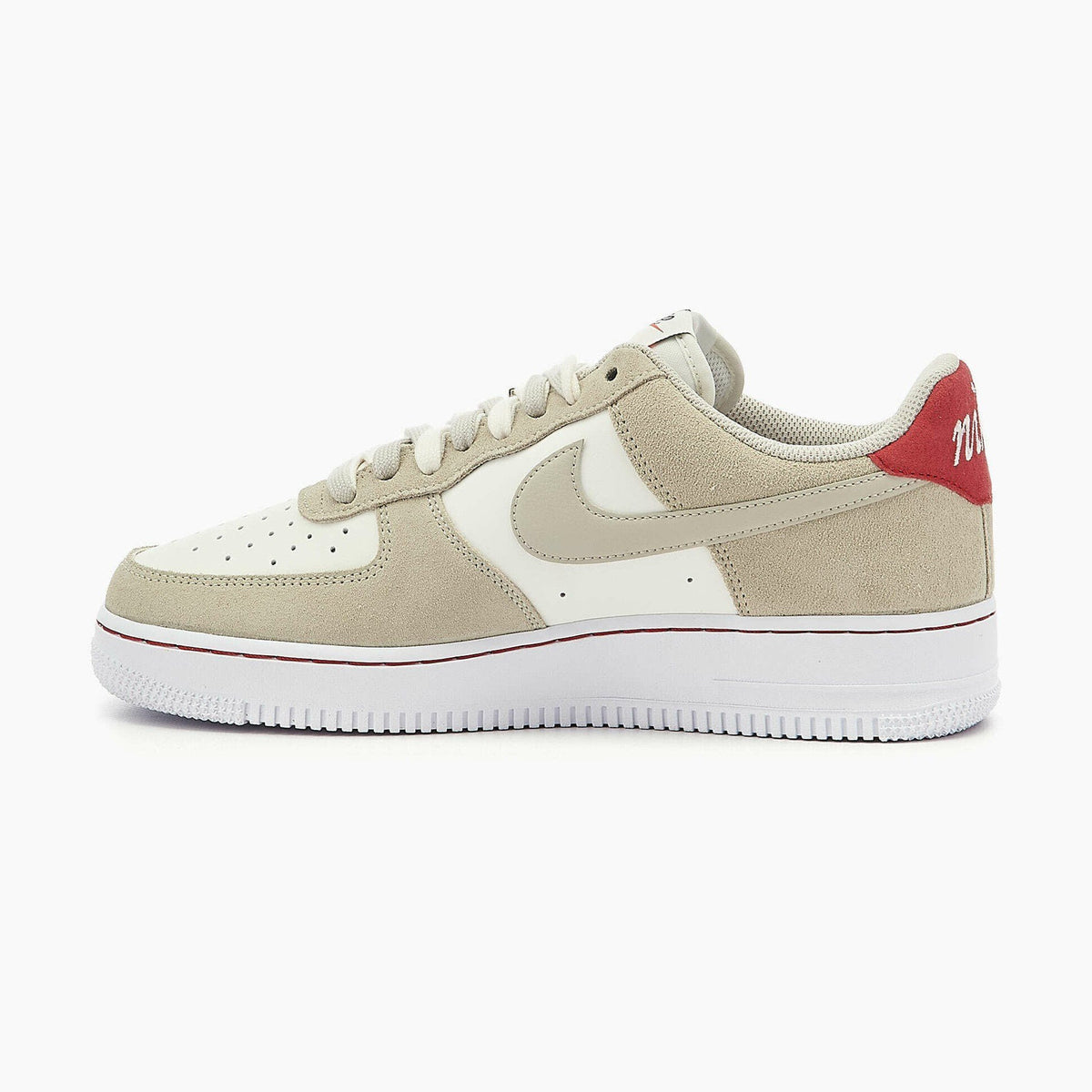 NIKE AIR FORCE 1 LV8 SAIL RED