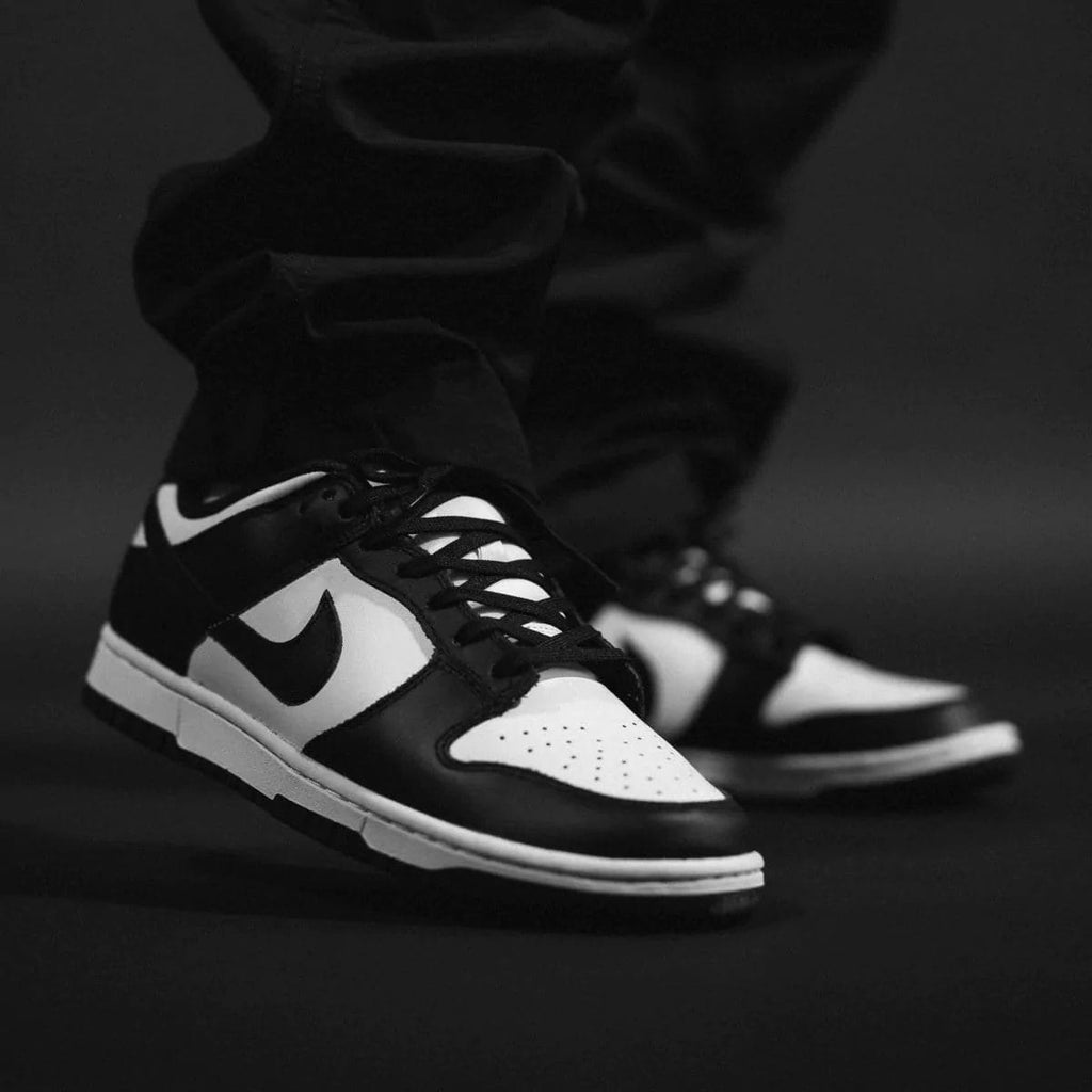 NIKE DUNK LOW RETRO "PANDA"