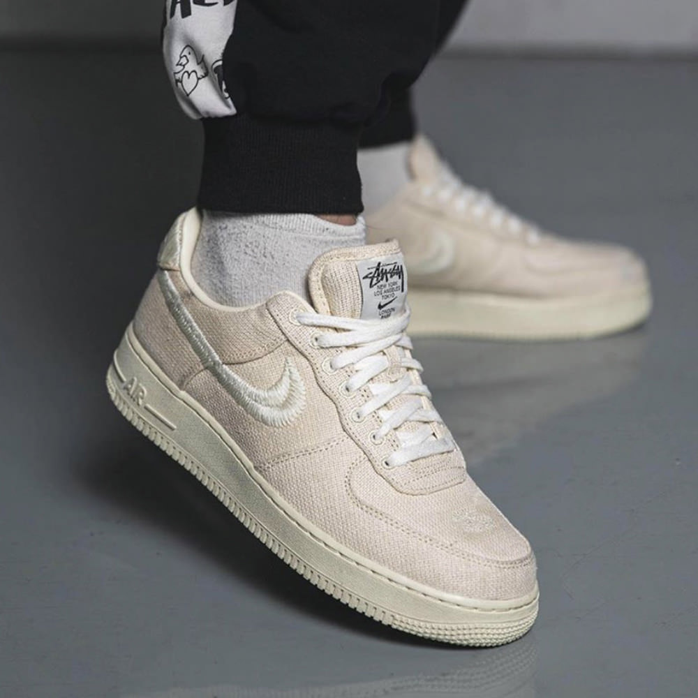 NIKE AIR FORCE 1 STUSSY FOSSIL - Golden Store